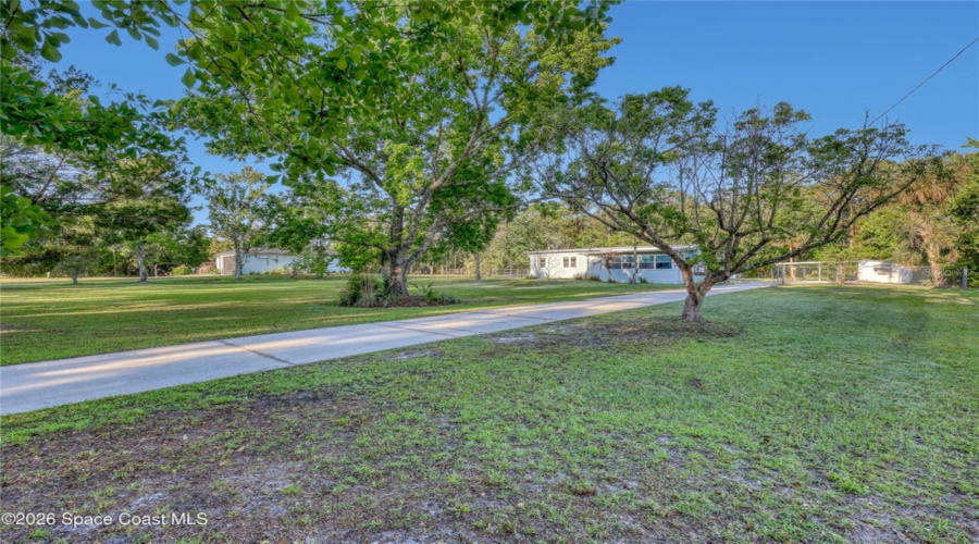 Mims, Florida 32754, 3 Bedroom Bedrooms, ,2 Bathroombathrooms,Residential,For Sale,Tuscany,0,Mfro6400644