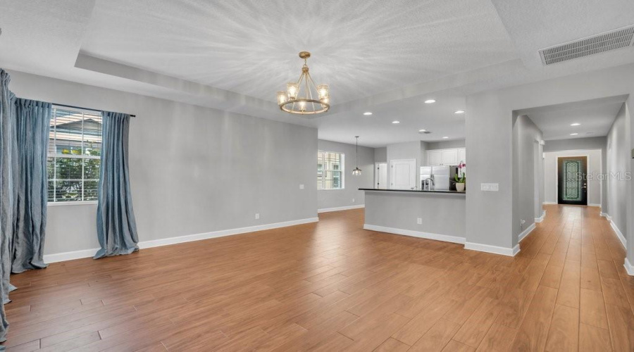 Lithia, Florida 33547, 4 Bedroom Bedrooms, ,3 Bathroombathrooms,Residential,For Sale,Loneoak View,0,Mfrtb8532013
