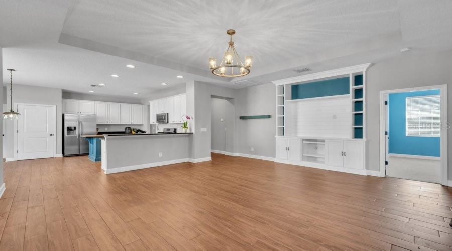 Lithia, Florida 33547, 4 Bedroom Bedrooms, ,3 Bathroombathrooms,Residential,For Sale,Loneoak View,0,Mfrtb8532013