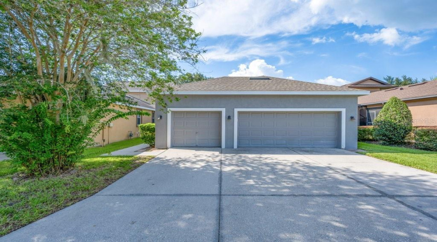 Lithia, Florida 33547, 4 Bedroom Bedrooms, ,3 Bathroombathrooms,Residential,For Sale,Loneoak View,0,Mfrtb8532013