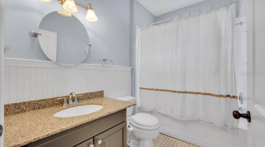 1St Floor Guest Suite