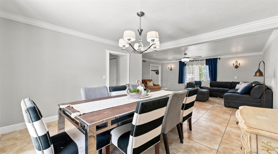 Tampa, Florida 33634, 4 Bedroom Bedrooms, ,2 Bathroombathrooms,Residential,For Sale,Woodkirk,0,Mfrtb8537226