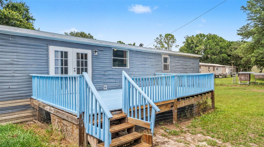 Lakeland, Florida 33810, 5 Bedroom Bedrooms, ,2 Bathroombathrooms,Residential,For Sale,Walnut,0,Mfrl4962479