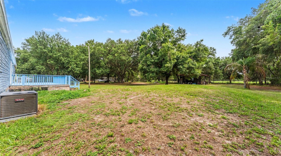 Lakeland, Florida 33810, 5 Bedroom Bedrooms, ,2 Bathroombathrooms,Residential,For Sale,Walnut,0,Mfrl4962479