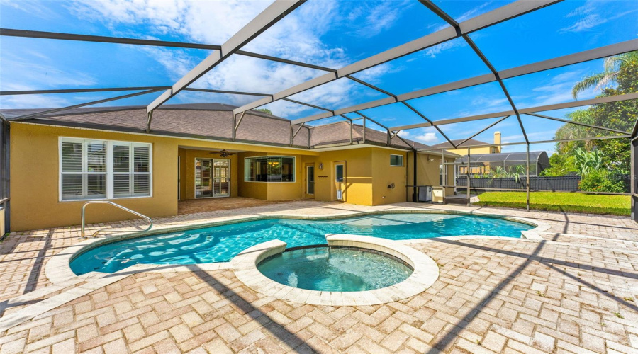 Lake Mary, Florida 32746, 5 Bedroom Bedrooms, ,3 Bathroombathrooms,Residential,For Sale,Palm Crest,0,Mfro6436020