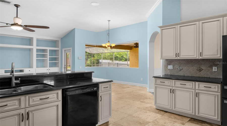 Lake Mary, Florida 32746, 5 Bedroom Bedrooms, ,3 Bathroombathrooms,Residential,For Sale,Palm Crest,0,Mfro6436020