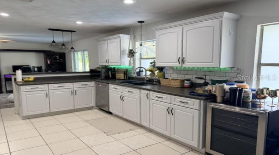 Port Orange, Florida 32127, 3 Bedroom Bedrooms, ,2 Bathroombathrooms,Residential,For Sale,Venters,0,Mfro6415952