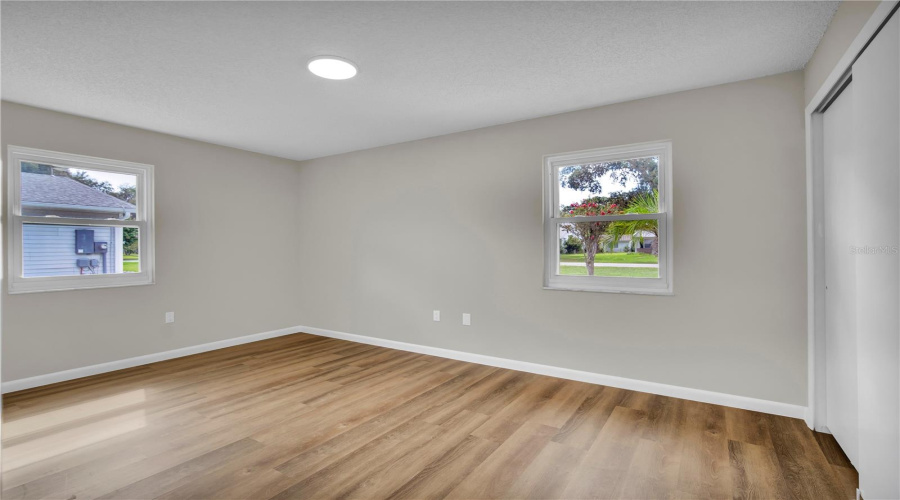 Leesburg, Florida 34788, 2 Bedroom Bedrooms, ,2 Bathroombathrooms,Residential,For Sale,Bonnie View,0,Mfrg5117030