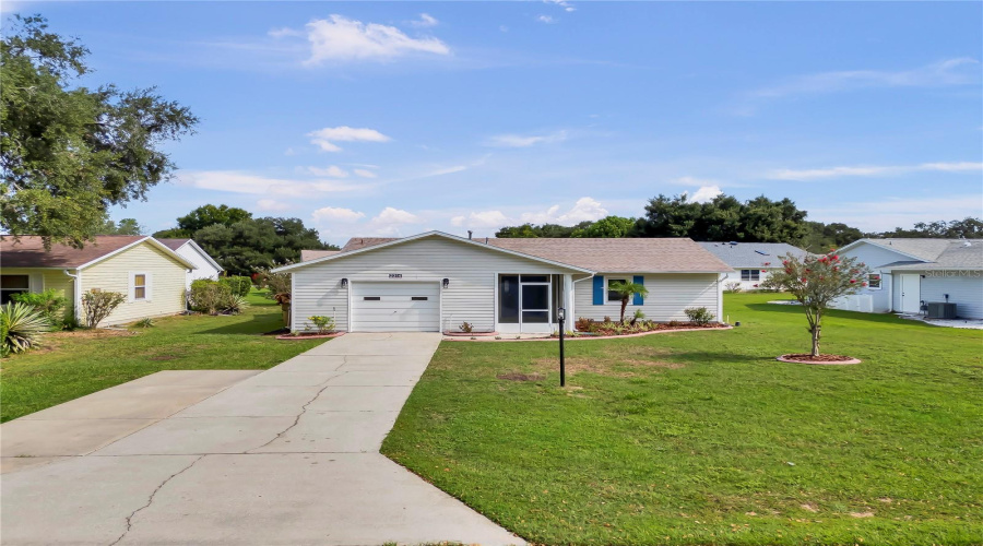 Leesburg, Florida 34788, 2 Bedroom Bedrooms, ,2 Bathroombathrooms,Residential,For Sale,Bonnie View,0,Mfrg5117030