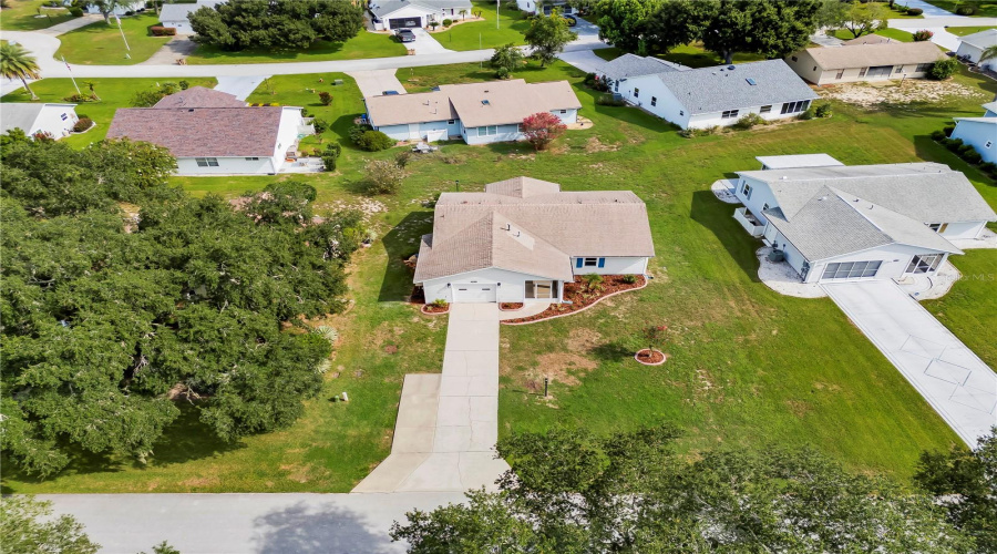Leesburg, Florida 34788, 2 Bedroom Bedrooms, ,2 Bathroombathrooms,Residential,For Sale,Bonnie View,0,Mfrg5117030