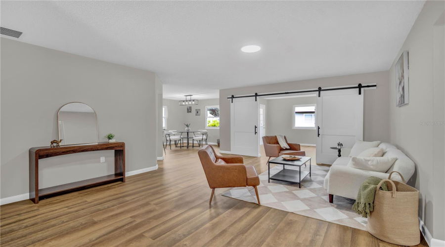 Leesburg, Florida 34788, 2 Bedroom Bedrooms, ,2 Bathroombathrooms,Residential,For Sale,Bonnie View,0,Mfrg5117030