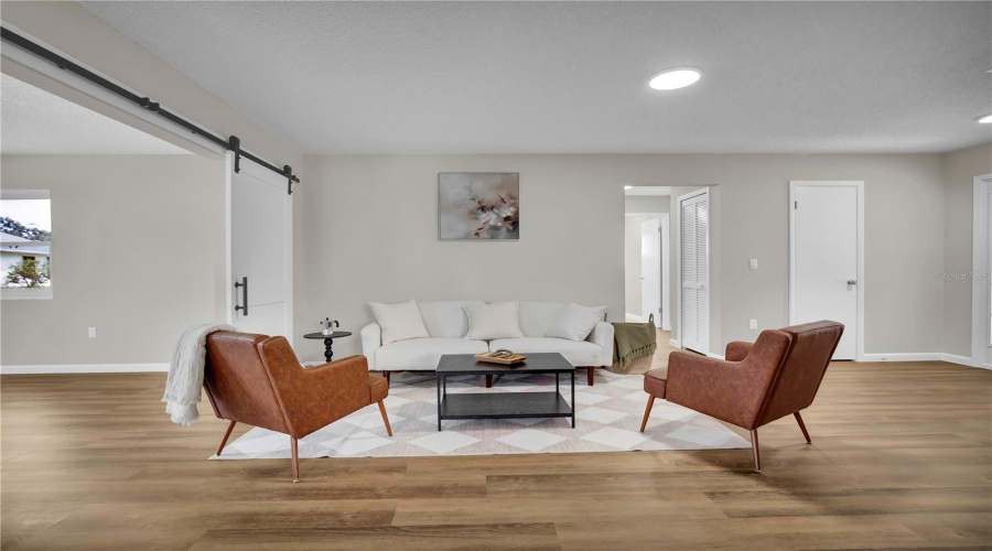 Leesburg, Florida 34788, 2 Bedroom Bedrooms, ,2 Bathroombathrooms,Residential,For Sale,Bonnie View,0,Mfrg5117030