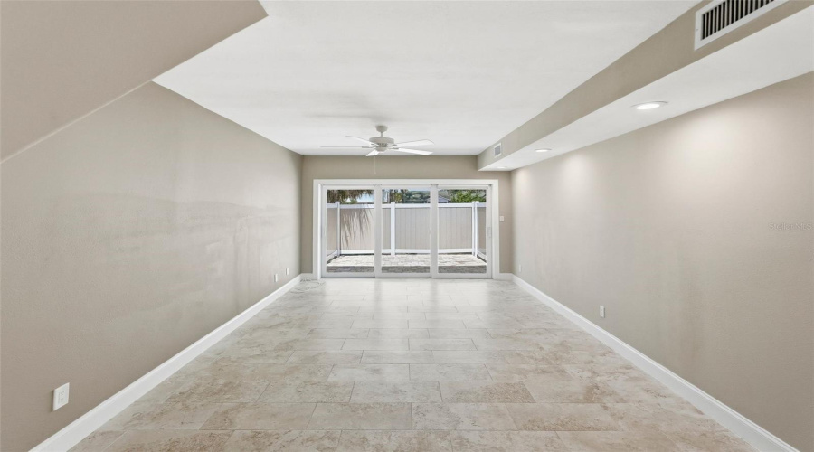 St Petersburg, Florida 33707, 2 Bedroom Bedrooms, ,1 Bathroombathrooms,Residential,For Sale,Beach,0,Mfrtb8521650