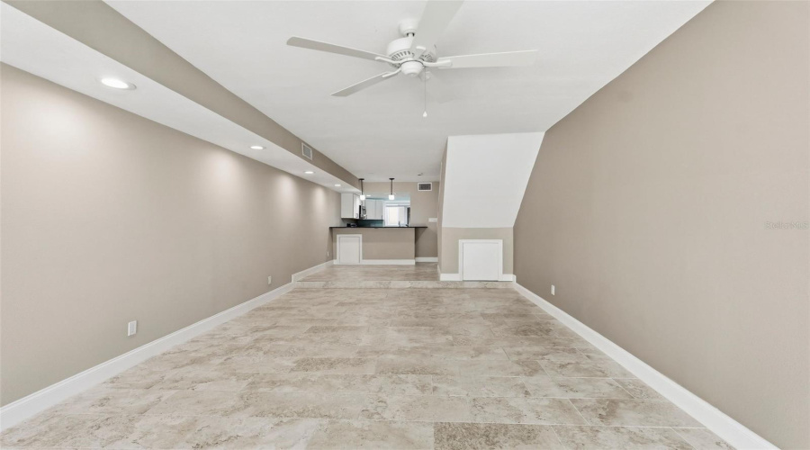 St Petersburg, Florida 33707, 2 Bedroom Bedrooms, ,1 Bathroombathrooms,Residential,For Sale,Beach,0,Mfrtb8521650