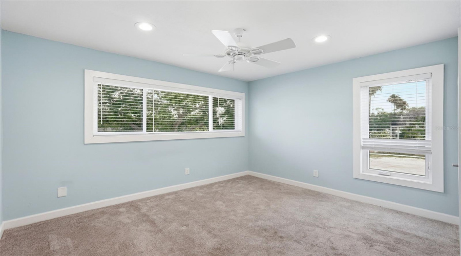 St Petersburg, Florida 33707, 2 Bedroom Bedrooms, ,1 Bathroombathrooms,Residential,For Sale,Beach,0,Mfrtb8521650