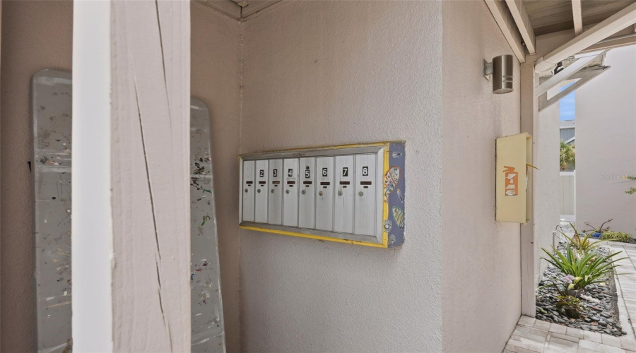 St Petersburg, Florida 33707, 2 Bedroom Bedrooms, ,1 Bathroombathrooms,Residential,For Sale,Beach,0,Mfrtb8521650