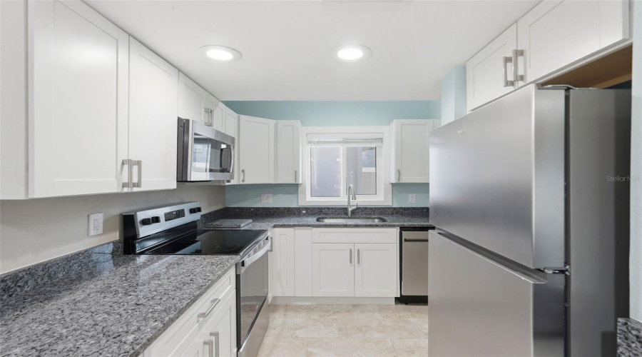 St Petersburg, Florida 33707, 2 Bedroom Bedrooms, ,1 Bathroombathrooms,Residential,For Sale,Beach,0,Mfrtb8521650