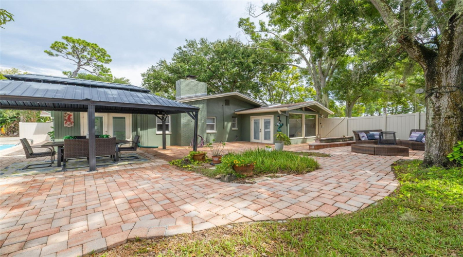 Clearwater, Florida 33759, 4 Bedroom Bedrooms, ,3 Bathroombathrooms,Residential,For Sale,Wolfe,0,Mfrtb8542512