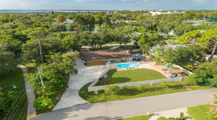 Clearwater, Florida 33759, 4 Bedroom Bedrooms, ,3 Bathroombathrooms,Residential,For Sale,Wolfe,0,Mfrtb8542512