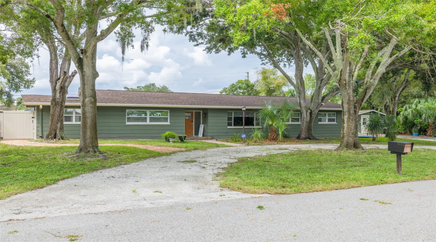 Clearwater, Florida 33759, 4 Bedroom Bedrooms, ,3 Bathroombathrooms,Residential,For Sale,Wolfe,0,Mfrtb8542512