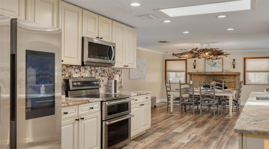 Clearwater, Florida 33759, 4 Bedroom Bedrooms, ,3 Bathroombathrooms,Residential,For Sale,Wolfe,0,Mfrtb8542512