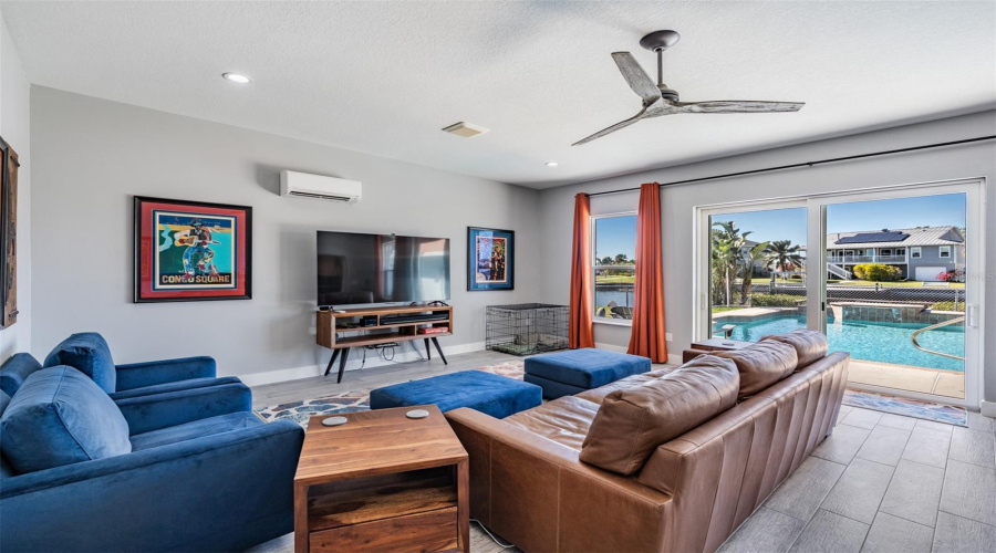Family Room Leading Out To Pool