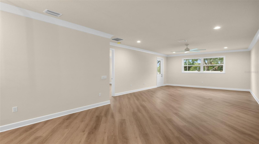Tarpon Springs, Florida 34689, 3 Bedroom Bedrooms, ,2 Bathroombathrooms,Residential,For Sale,Athenian,0,Mfrtb8538139