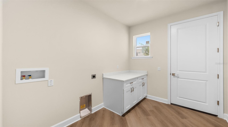 Tarpon Springs, Florida 34689, 3 Bedroom Bedrooms, ,2 Bathroombathrooms,Residential,For Sale,Athenian,0,Mfrtb8538139