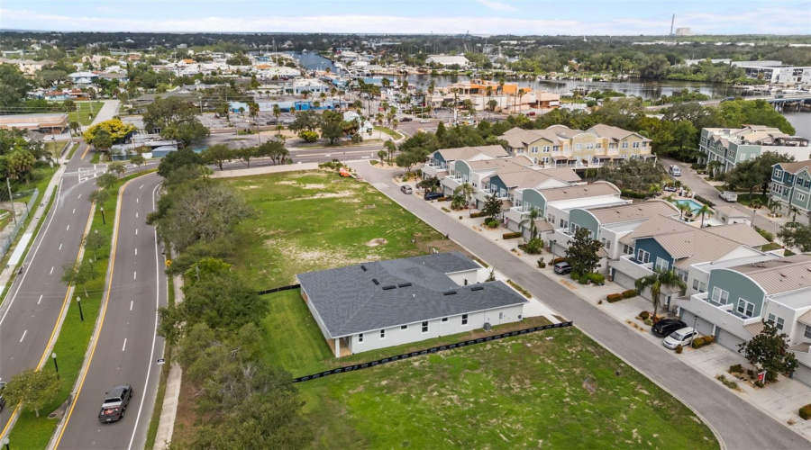 Tarpon Springs, Florida 34689, 3 Bedroom Bedrooms, ,2 Bathroombathrooms,Residential,For Sale,Athenian,0,Mfrtb8538139
