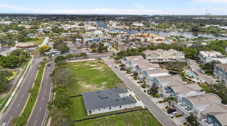 Tarpon Springs, Florida 34689, 3 Bedroom Bedrooms, ,2 Bathroombathrooms,Residential,For Sale,Athenian,0,Mfrtb8538139