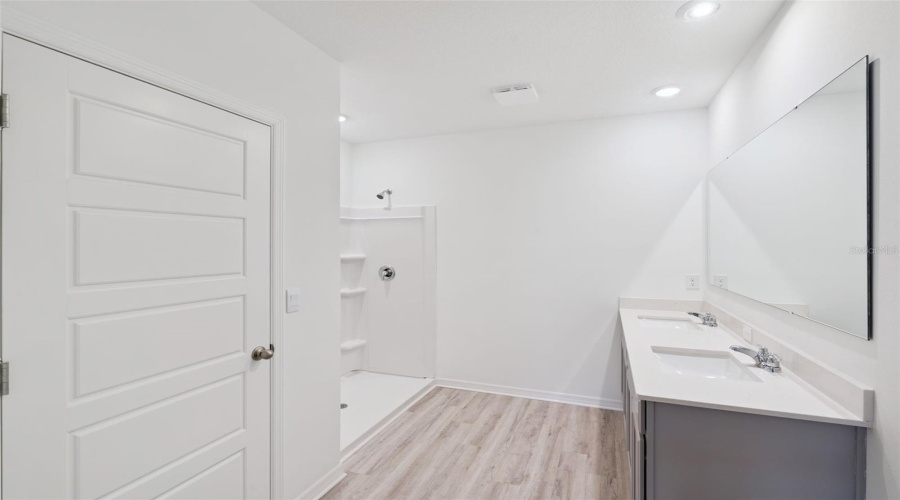 Winter Haven, Florida 33884, 3 Bedroom Bedrooms, ,2 Bathroombathrooms,Residential,For Sale,Pomelo,0,Mfro6384844