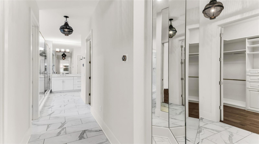 Orlando, Florida 32804, 6 Bedroom Bedrooms, ,5 Bathroombathrooms,Residential,For Sale,Smith,0,Mfro6432993