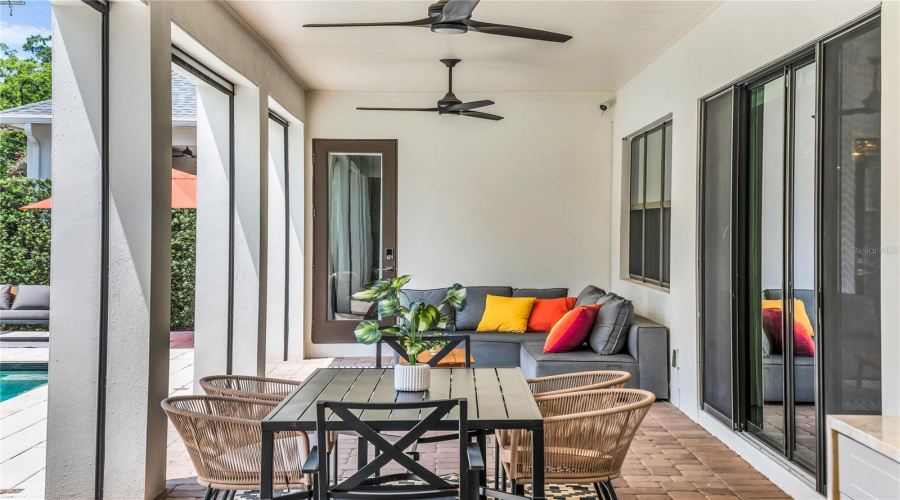 Orlando, Florida 32804, 6 Bedroom Bedrooms, ,5 Bathroombathrooms,Residential,For Sale,Smith,0,Mfro6432993