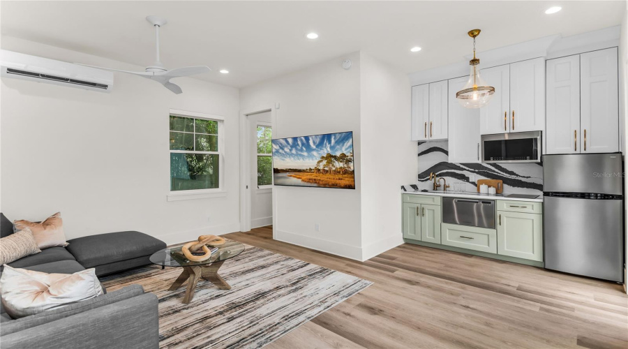 Orlando, Florida 32804, 6 Bedroom Bedrooms, ,5 Bathroombathrooms,Residential,For Sale,Smith,0,Mfro6432993