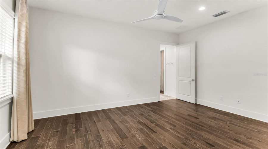 Orlando, Florida 32804, 6 Bedroom Bedrooms, ,5 Bathroombathrooms,Residential,For Sale,Smith,0,Mfro6432993