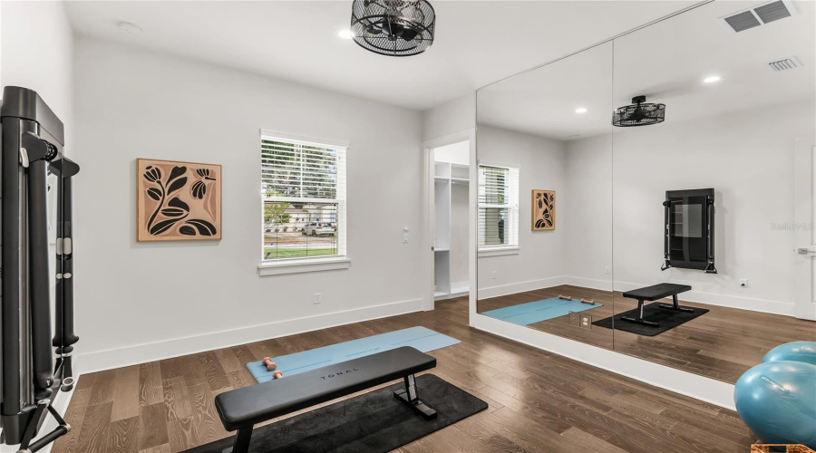 Orlando, Florida 32804, 6 Bedroom Bedrooms, ,5 Bathroombathrooms,Residential,For Sale,Smith,0,Mfro6432993