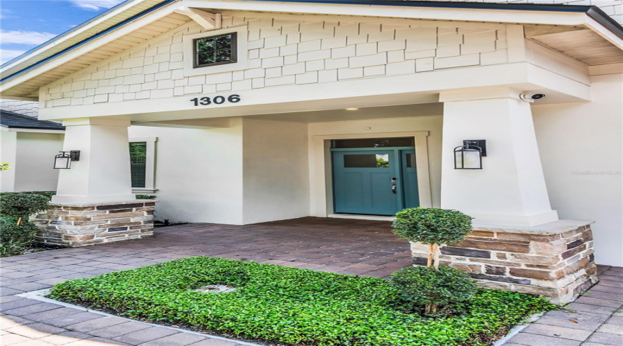Orlando, Florida 32804, 6 Bedroom Bedrooms, ,5 Bathroombathrooms,Residential,For Sale,Smith,0,Mfro6432993