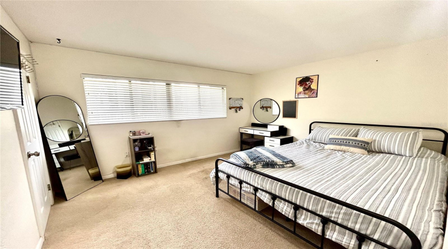 Guest Bedroom #1