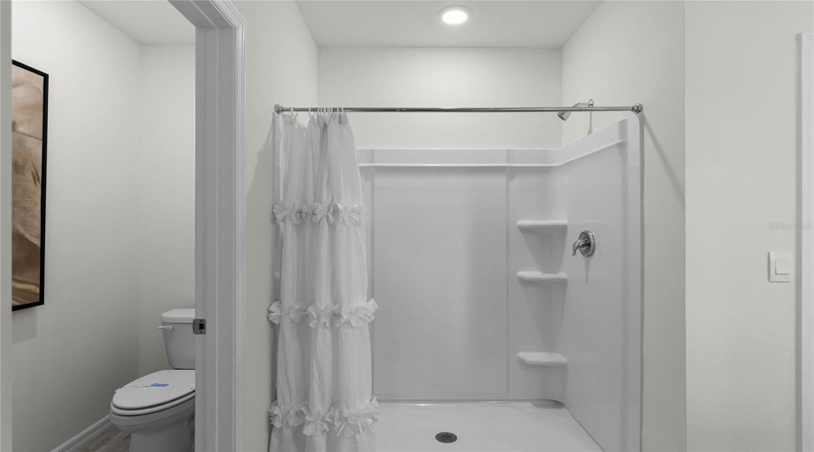 Lakeland, Florida 33810, 5 Bedroom Bedrooms, ,3 Bathroombathrooms,Residential,For Sale,Forrest Fox,0,Mfro6401686
