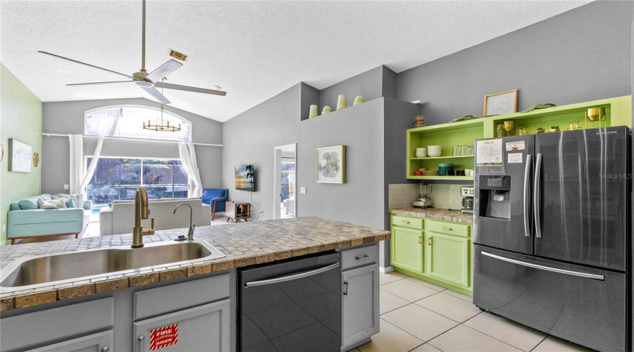 Kissimmee, Florida 34746, 5 Bedroom Bedrooms, ,3 Bathroombathrooms,Residential,For Sale,Lake Berkley,0,Mfro6436418