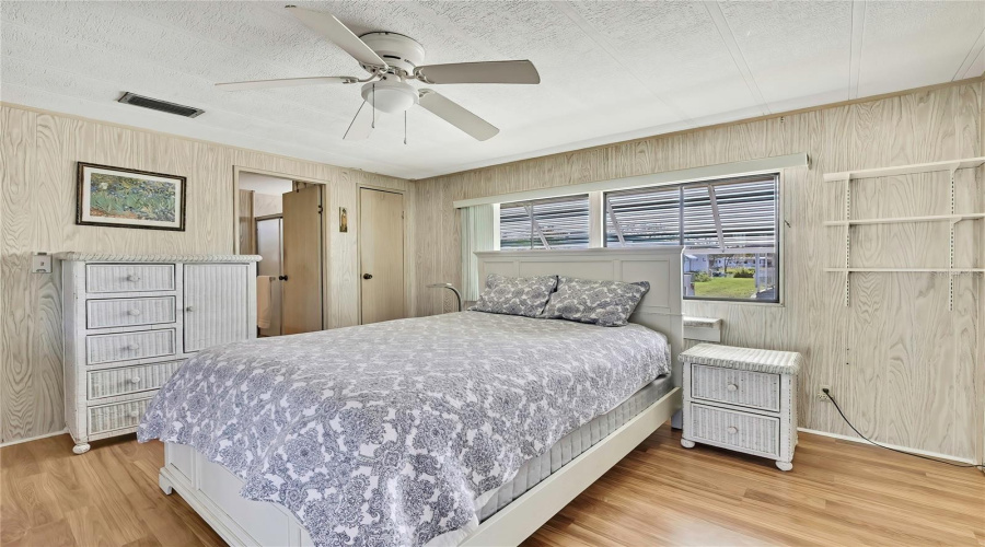 Holiday, Florida 34690, 2 Bedroom Bedrooms, ,2 Bathroombathrooms,Residential,For Sale,Nantucket,0,Mfrtb8467321