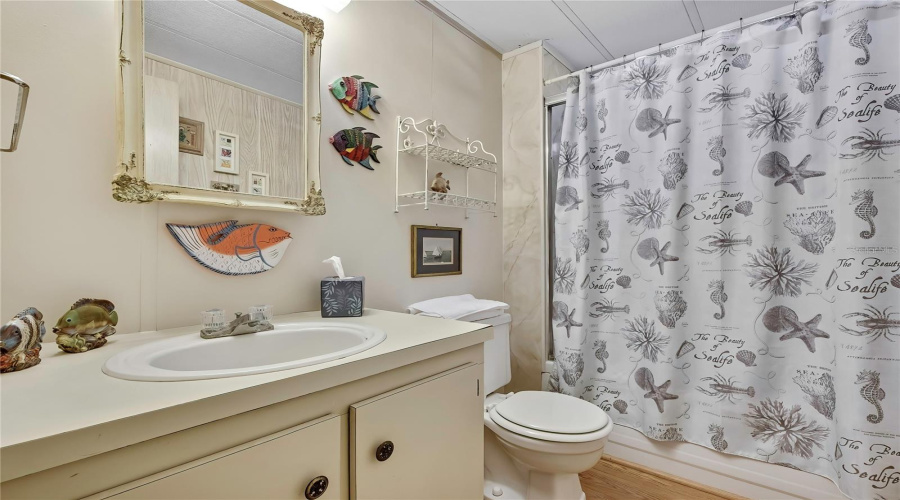 Holiday, Florida 34690, 2 Bedroom Bedrooms, ,2 Bathroombathrooms,Residential,For Sale,Nantucket,0,Mfrtb8467321