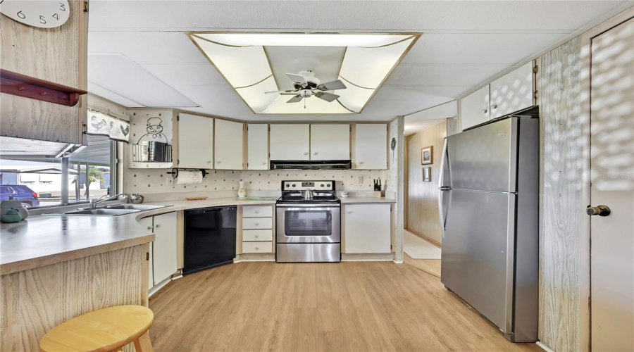 Holiday, Florida 34690, 2 Bedroom Bedrooms, ,2 Bathroombathrooms,Residential,For Sale,Nantucket,0,Mfrtb8467321