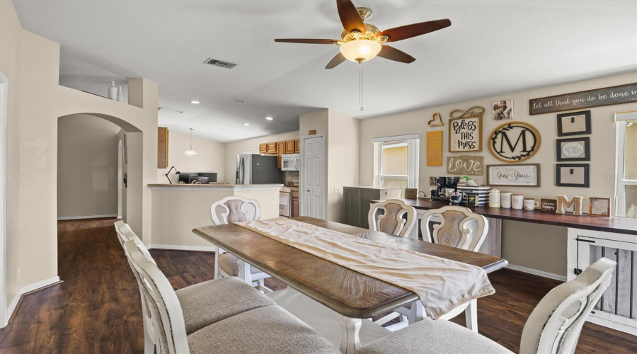 Lakeland, Florida 33811, 3 Bedroom Bedrooms, ,2 Bathroombathrooms,Residential,For Sale,Whistlewood,0,Mfrl4964132