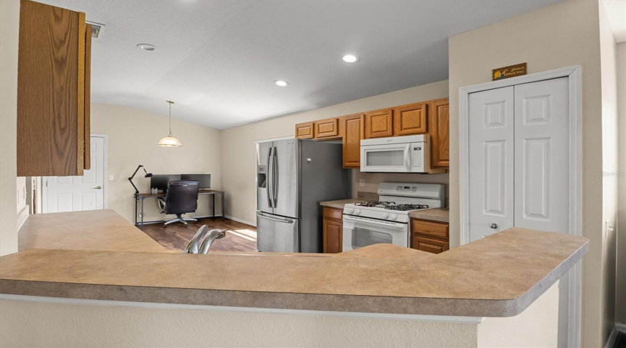 Lakeland, Florida 33811, 3 Bedroom Bedrooms, ,2 Bathroombathrooms,Residential,For Sale,Whistlewood,0,Mfrl4964132
