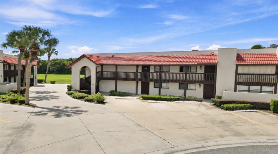 Lake Wales, Florida 33898, 2 Bedroom Bedrooms, ,2 Bathroombathrooms,Residential,For Sale,Village,0,Mfrp4939713