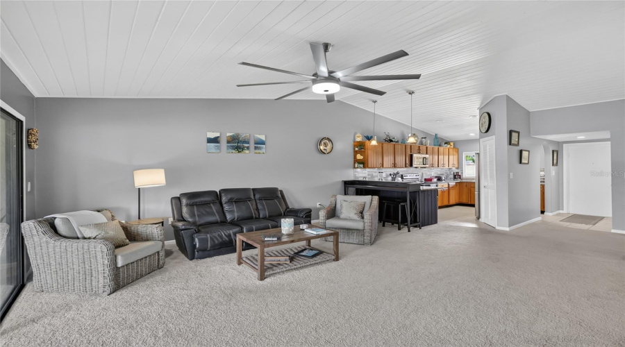 Lake Wales, Florida 33898, 2 Bedroom Bedrooms, ,2 Bathroombathrooms,Residential,For Sale,Village,0,Mfrp4939713