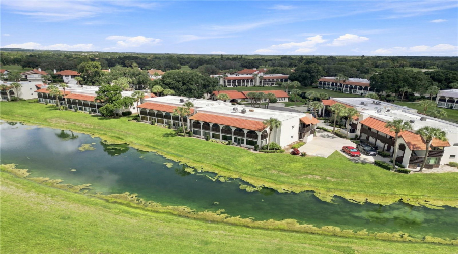 Lake Wales, Florida 33898, 2 Bedroom Bedrooms, ,2 Bathroombathrooms,Residential,For Sale,Village,0,Mfrp4939713
