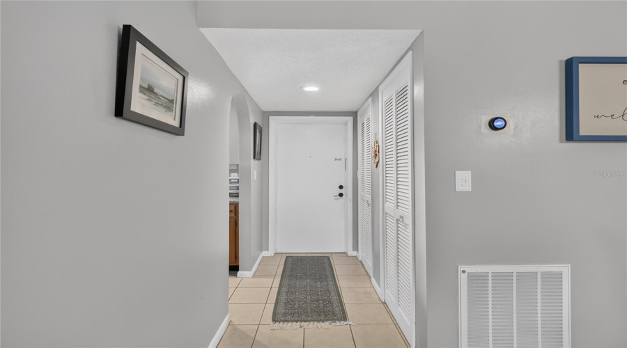 Lake Wales, Florida 33898, 2 Bedroom Bedrooms, ,2 Bathroombathrooms,Residential,For Sale,Village,0,Mfrp4939713