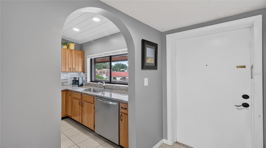 Lake Wales, Florida 33898, 2 Bedroom Bedrooms, ,2 Bathroombathrooms,Residential,For Sale,Village,0,Mfrp4939713